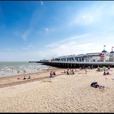 Privately Owned Stunning Caravan Seawick Holiday Park St Osyth Jaywick Sands 외부 사진