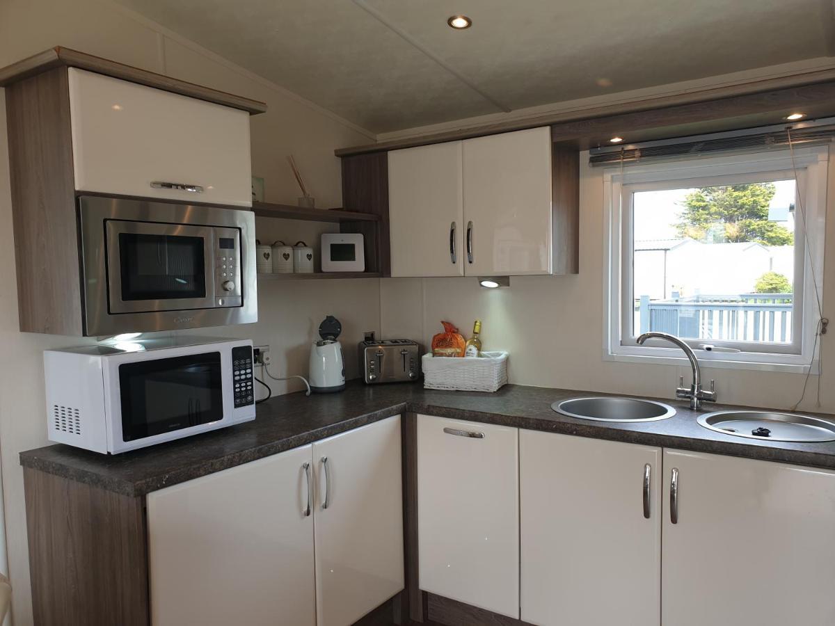 Privately Owned Stunning Caravan Seawick Holiday Park St Osyth Jaywick Sands 외부 사진