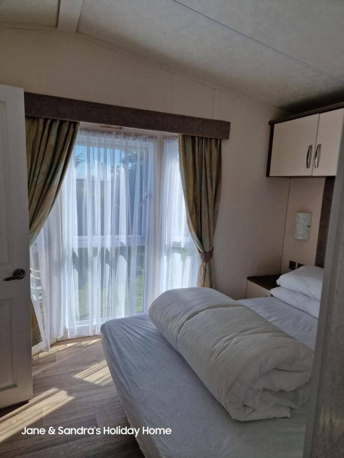 Privately Owned Stunning Caravan Seawick Holiday Park St Osyth Jaywick Sands 외부 사진
