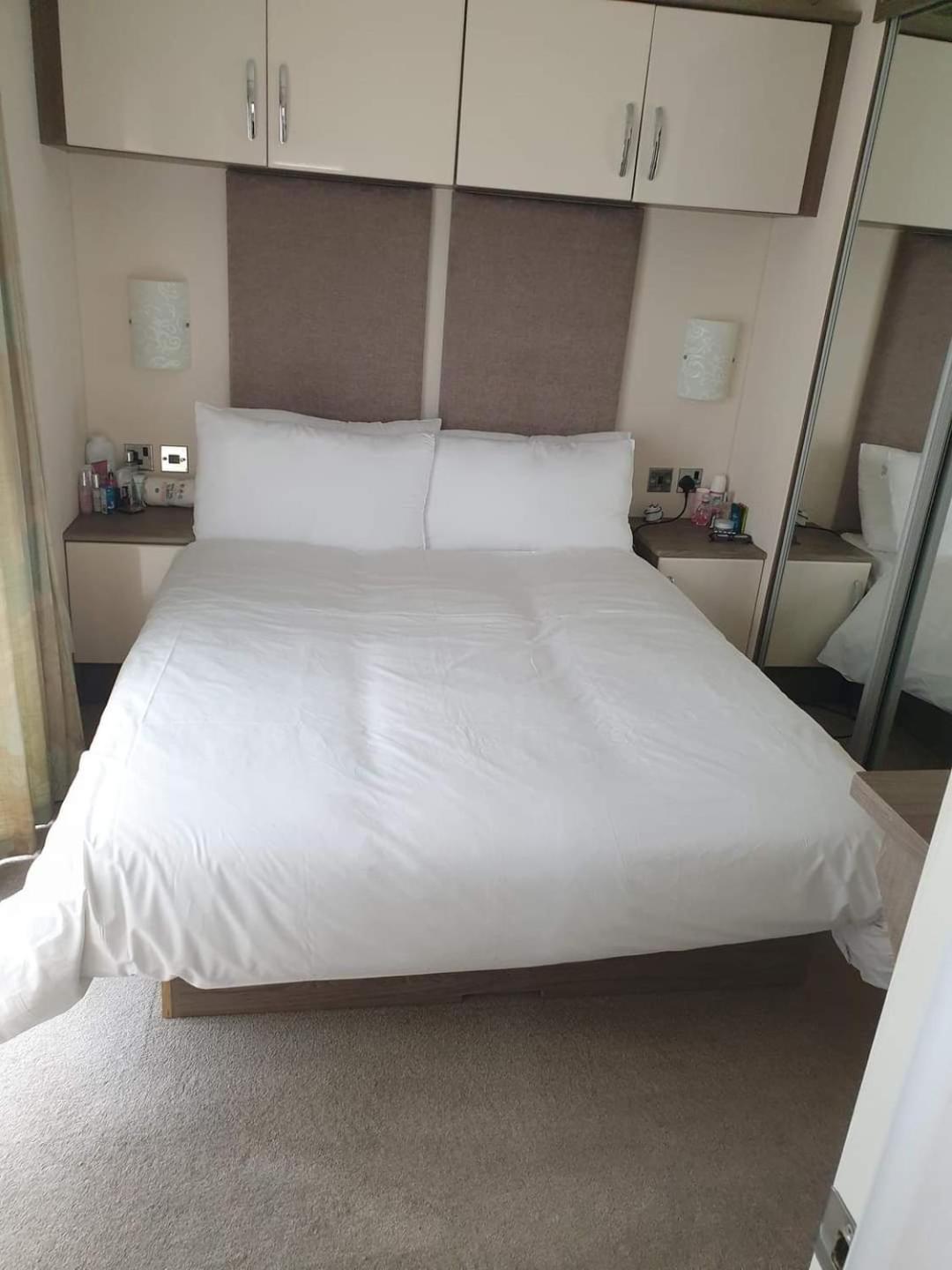 Privately Owned Stunning Caravan Seawick Holiday Park St Osyth Jaywick Sands 외부 사진