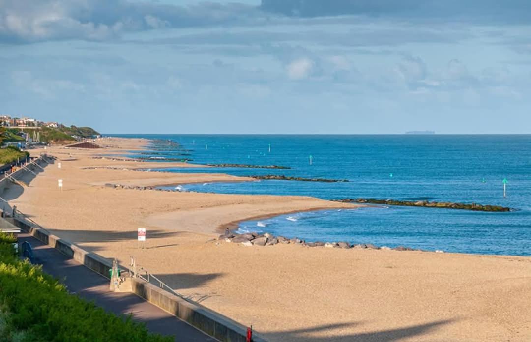 Privately Owned Stunning Caravan Seawick Holiday Park St Osyth Jaywick Sands 외부 사진